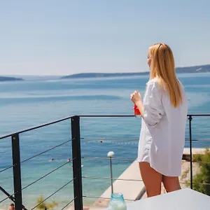 Stacija 3* Kaštela