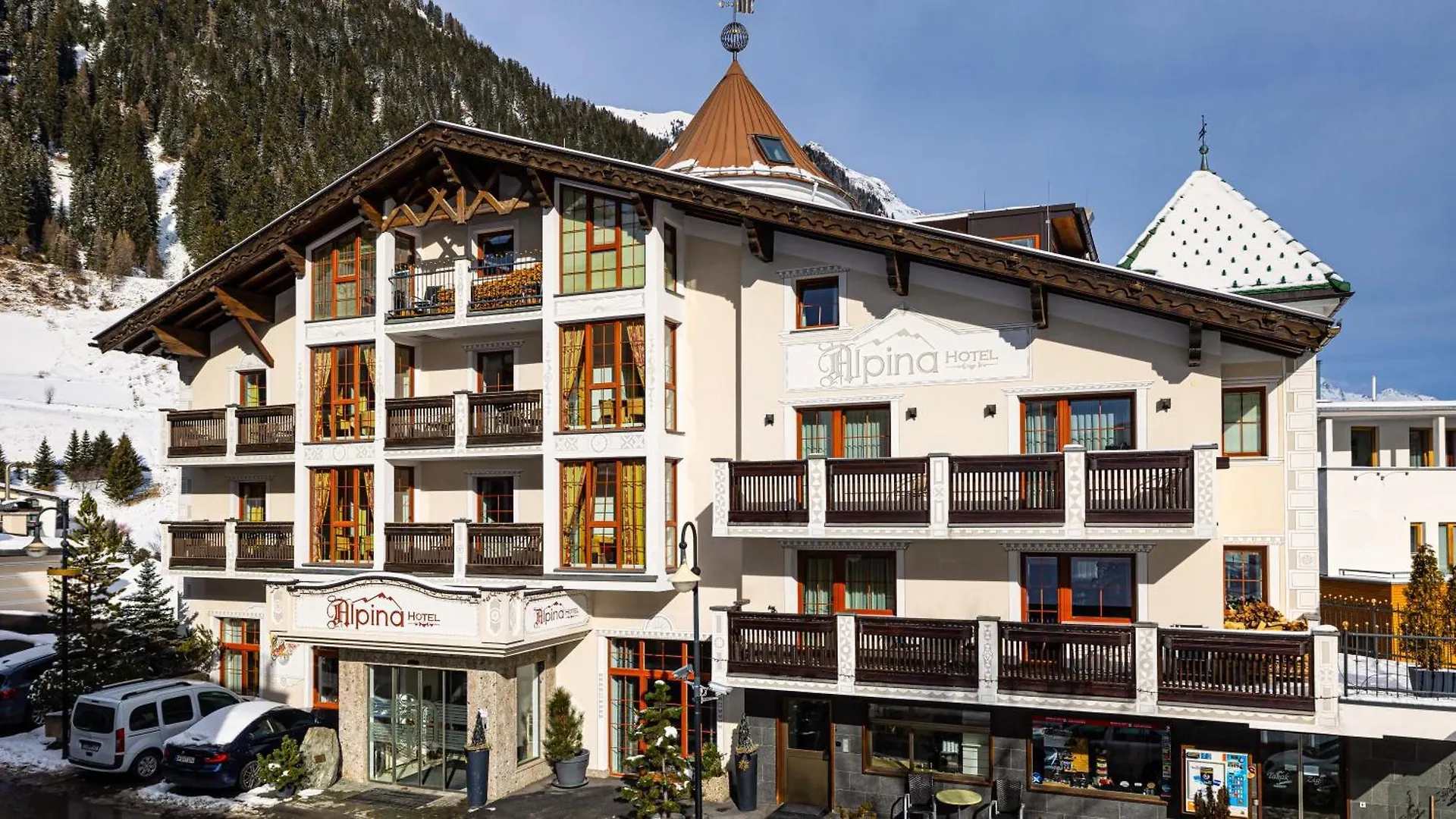 Hotel Alpina contacts